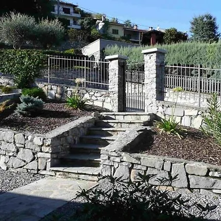 Sleeps 8 Semesterbostad Menaggio